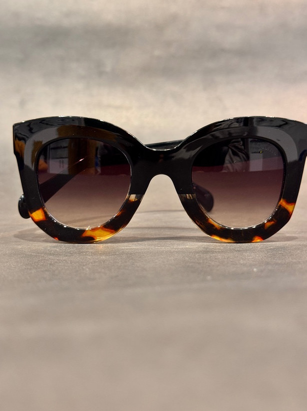 عینک افتابی شیک زنانه