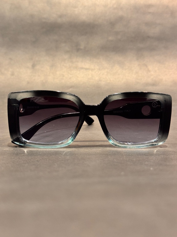 عینک مشکی افتابی زنانه