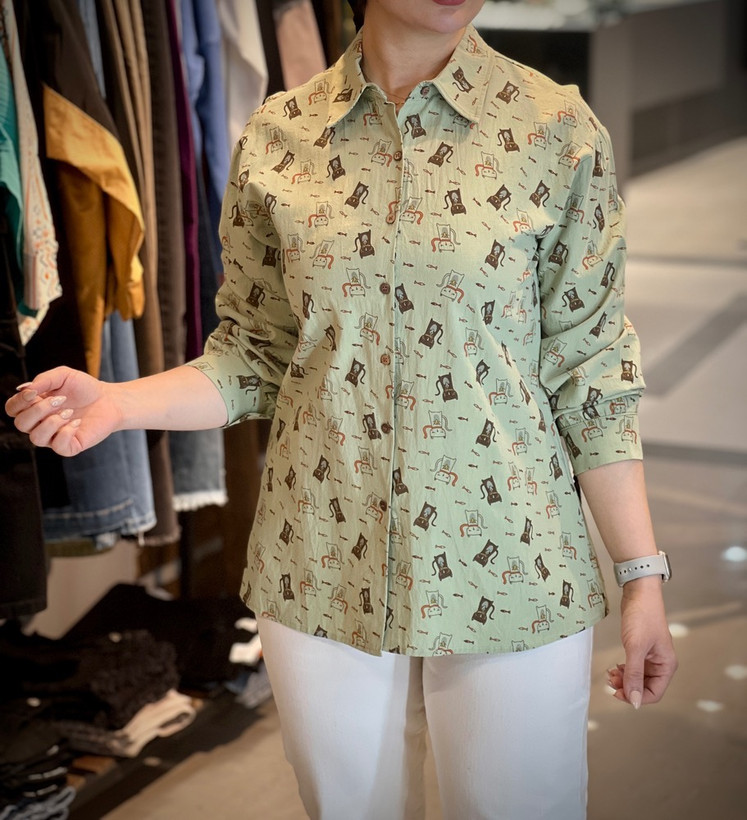 شومیز طرح دار شیک زنانه