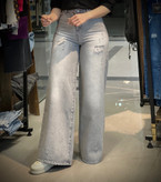 شلوار جین زاپ دار زنانه