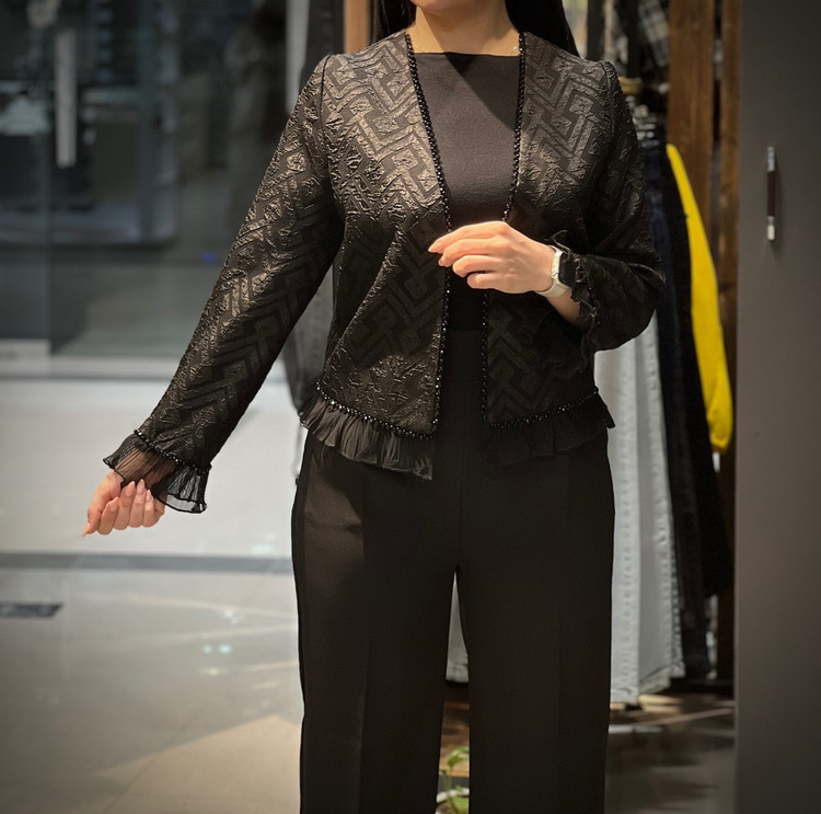 کت مجلسی مشکی زنانه با طراحی ژاکارد