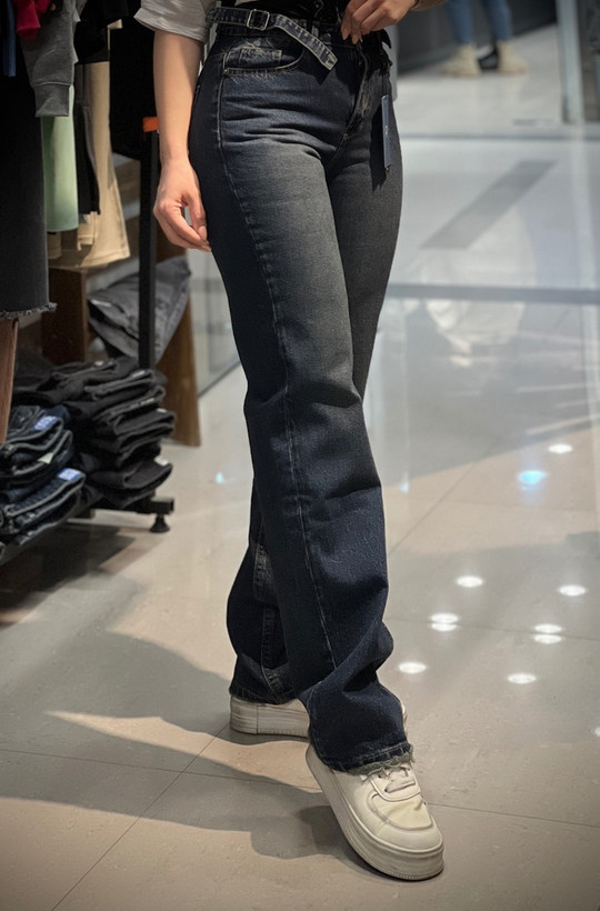 شلوار جین راسته زنانه